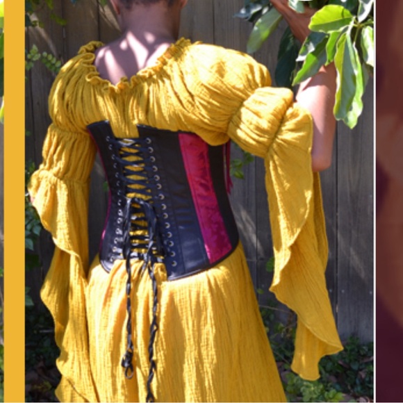 Hearts Delight Corset - Picture 6 of 10